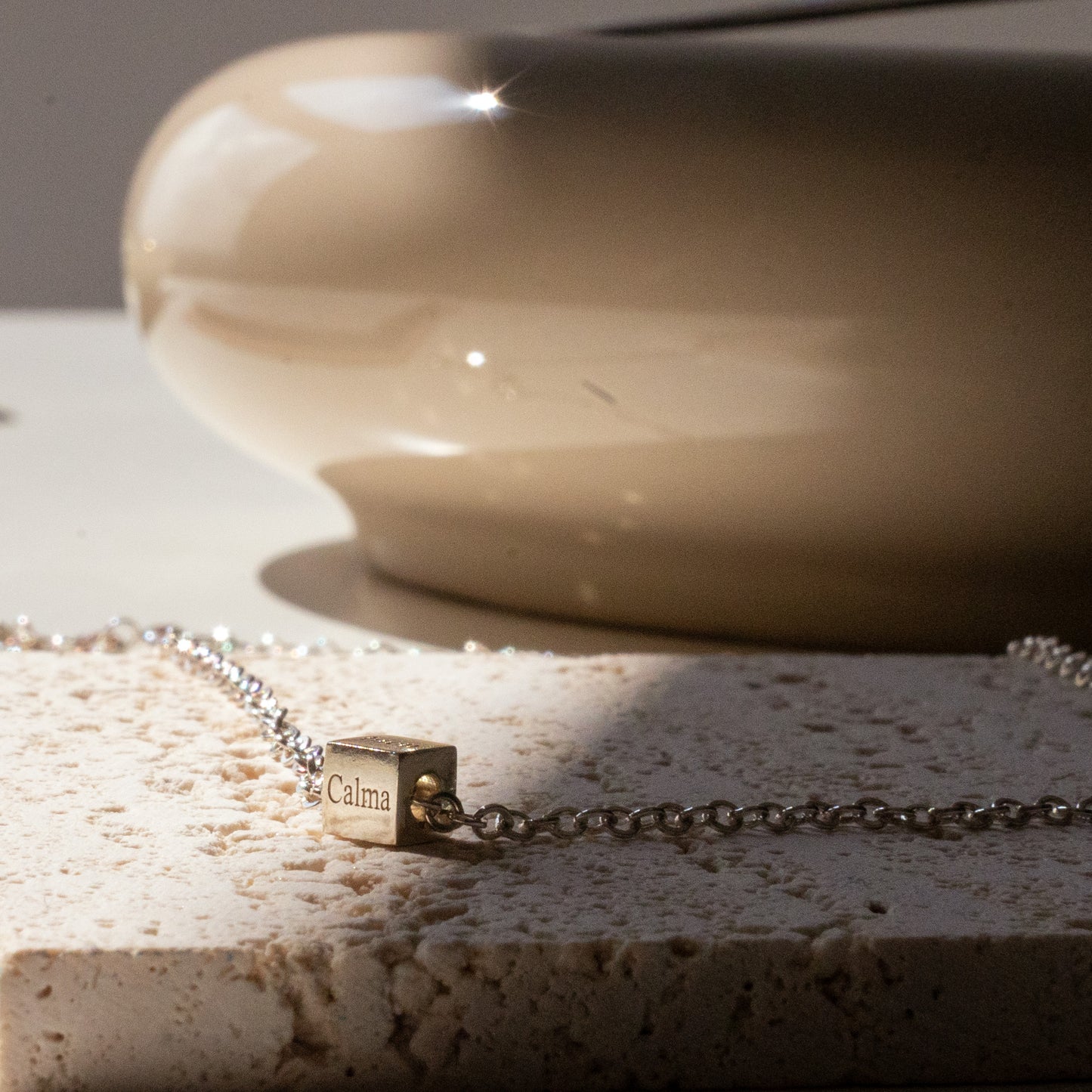 Dije de plata "Calma"